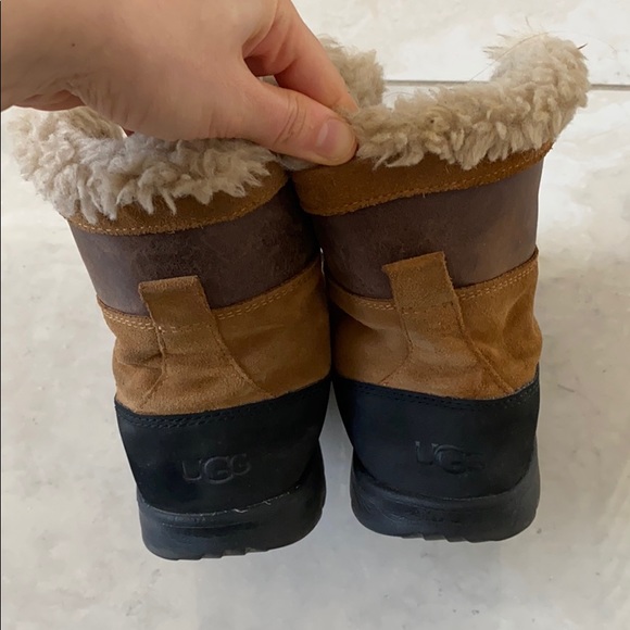 UGG Boots - Size 5 - Picture 5 of 9